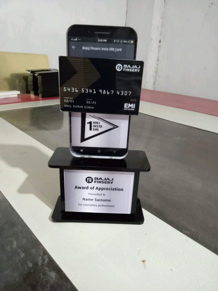 Acryloic table top award 
